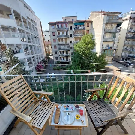 Privatunterkunft Cadorna Florenz